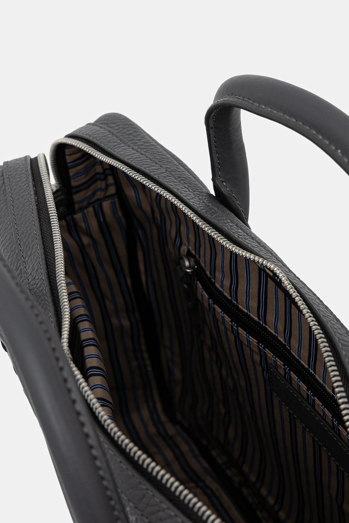 Kožená taška na notebook Tommy Hilfiger AM0AM14072 šedá