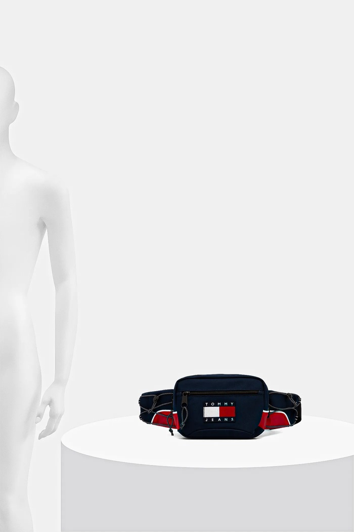 Taštička Tommy Jeans AM0AM13872