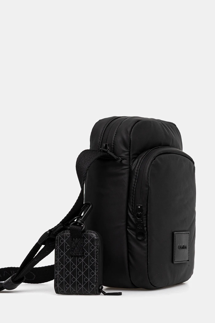 Calvin Klein saszetka LV04D3200G czarny SS26