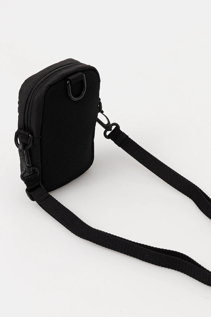 Doplňky Taštička Calvin Klein LV04D3231G černá