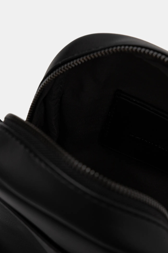 Taštička Calvin Klein LV04D3279G černá