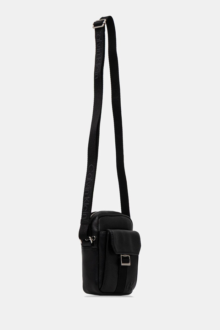Calvin Klein taštička pánská z imitace kůže LV04D3281G černá SS26