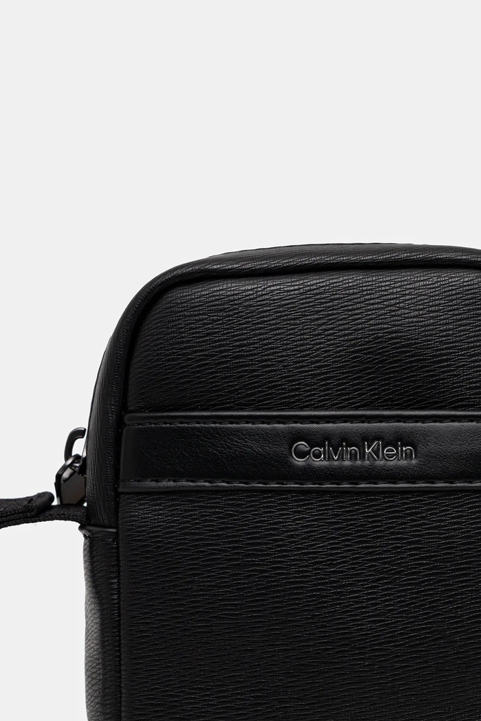 Calvin Klein saszetka czarny LV04D3322G
