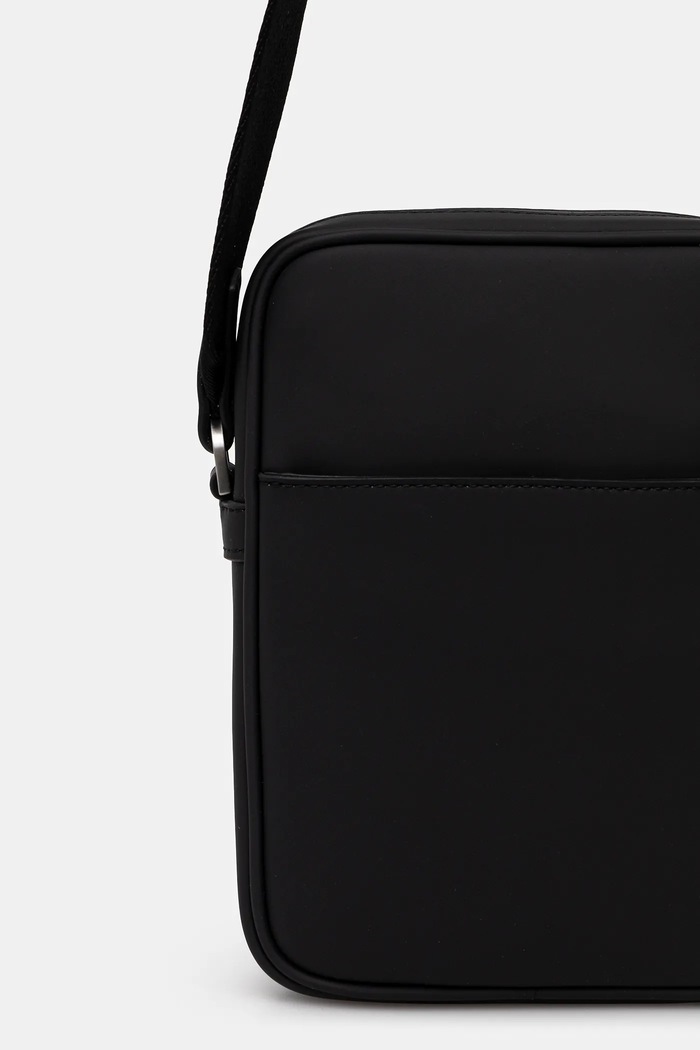 Doplnky Malá taška Karl Lagerfeld KL ESSENTIAL B1M30273 čierna