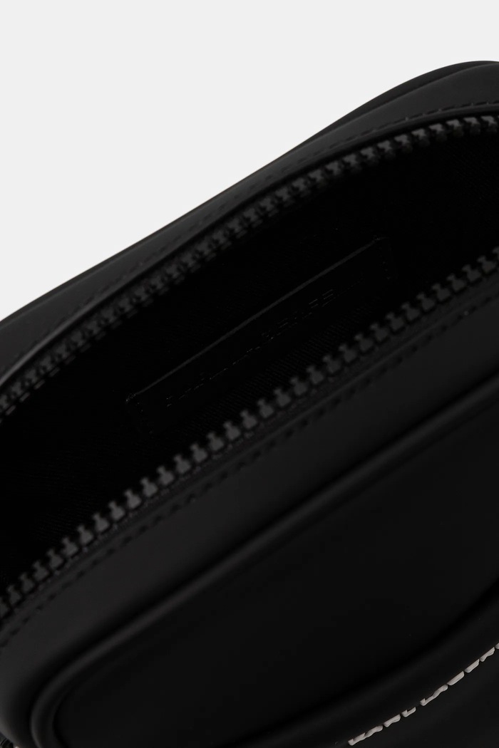 Malá taška Karl Lagerfeld KL ESSENTIAL B1M30273 čierna