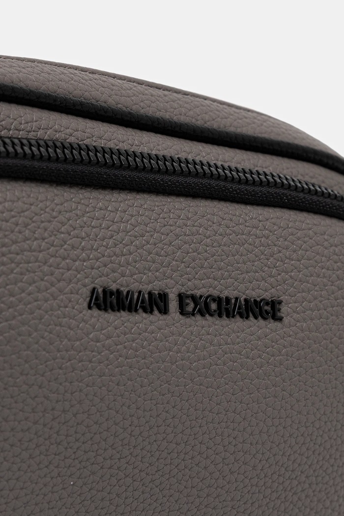 Ledvinka Armani Exchange šedá XM002032.AF19929