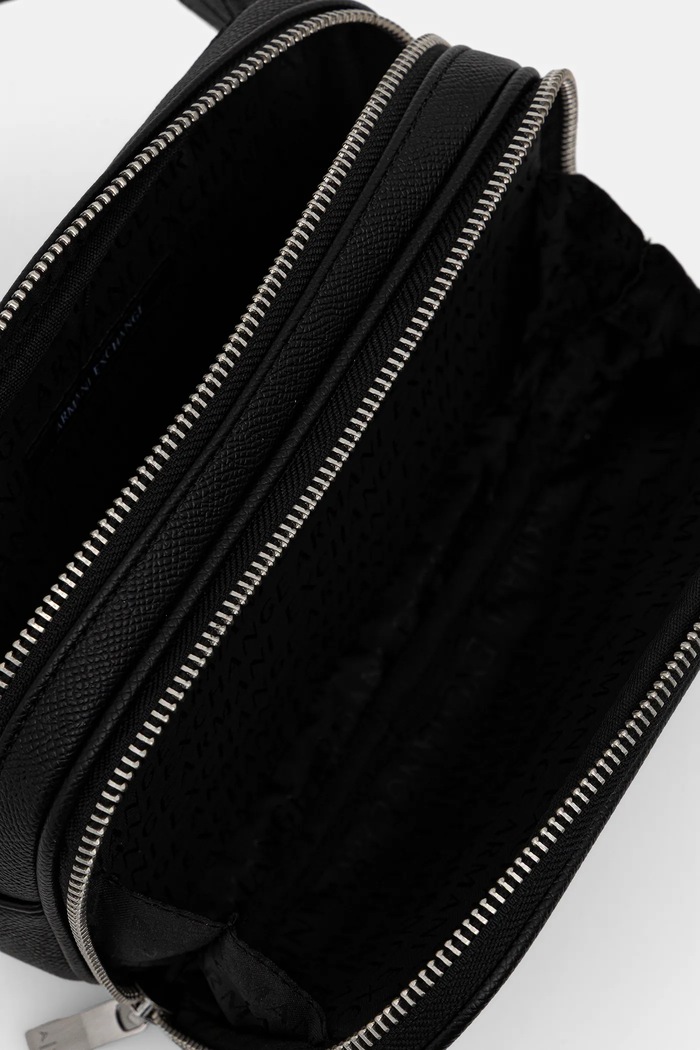 Armani Exchange pasna torbica moška XM002037.AF19931 črna