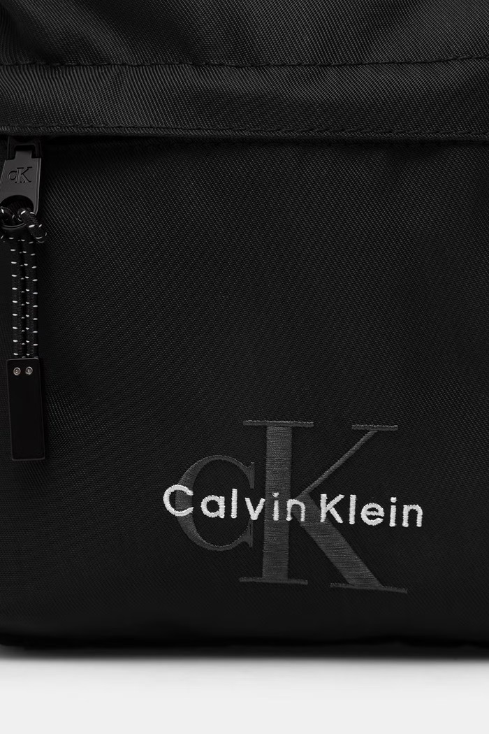 Calvin Klein мъжка чанта през рамо черен LV04D3421G