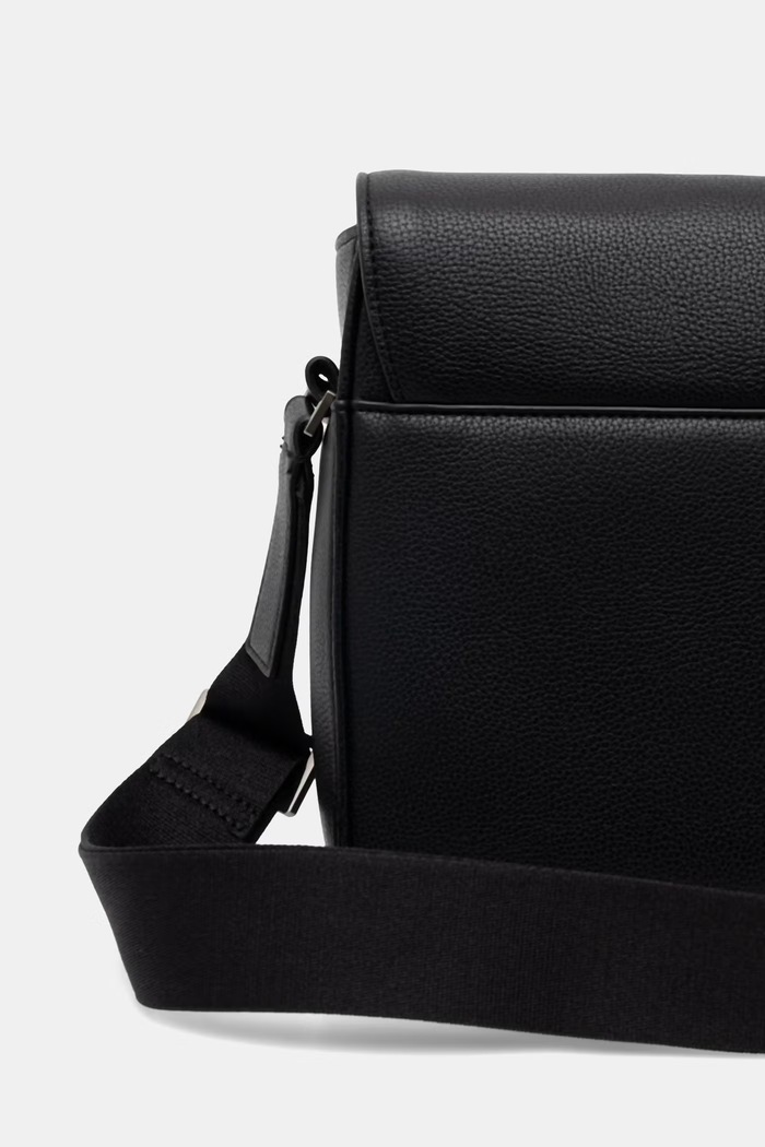 Accesorii Calvin Klein geantă pentru bărbați LV04D3326G negru