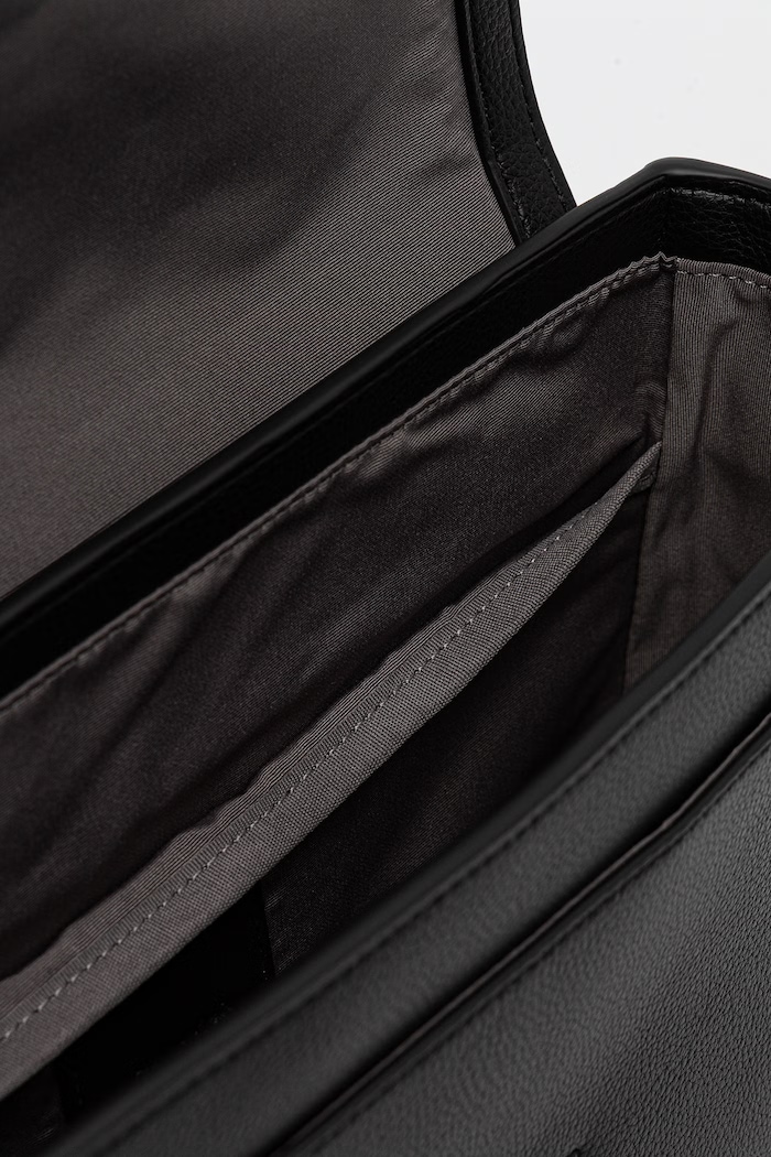 Calvin Klein geantă pentru bărbați LV04D3326G negru