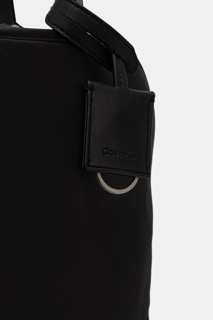 Calvin Klein θήκη για λάπτοπ ανδρική από απομίμηση δέρματος μαύρο LV04D3351G