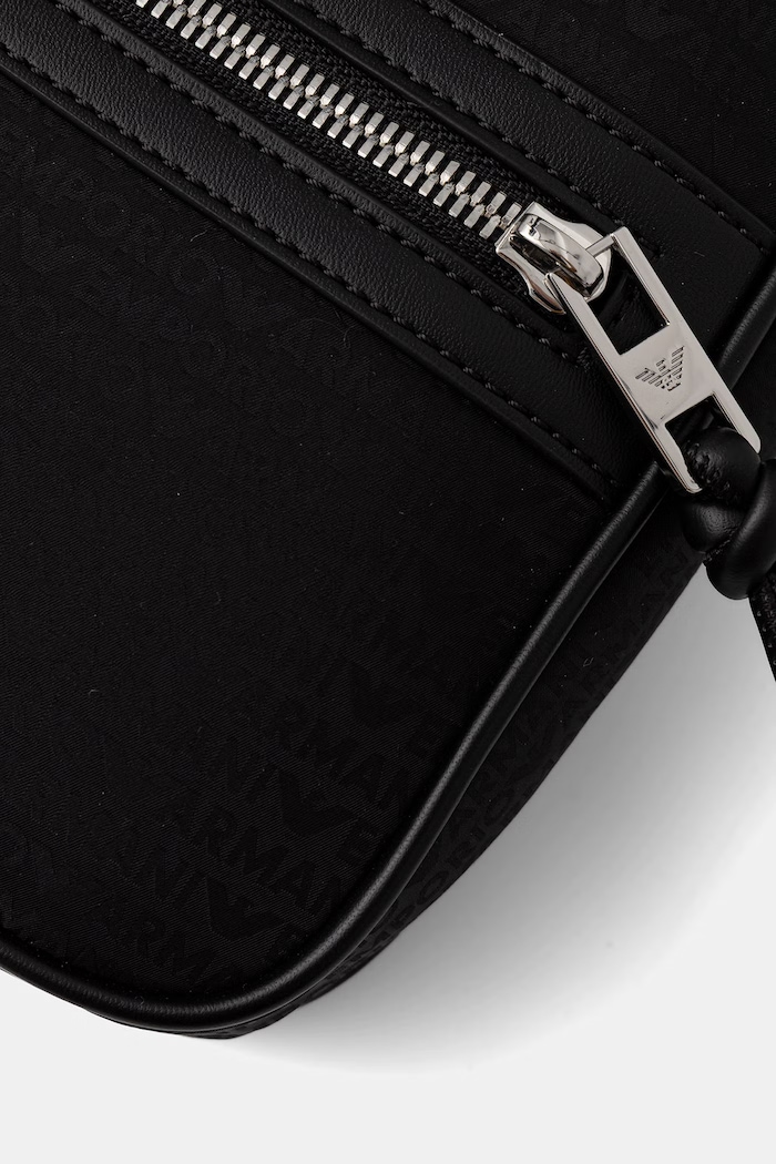 Malá taška Emporio Armani čierna EM005399.AF14637