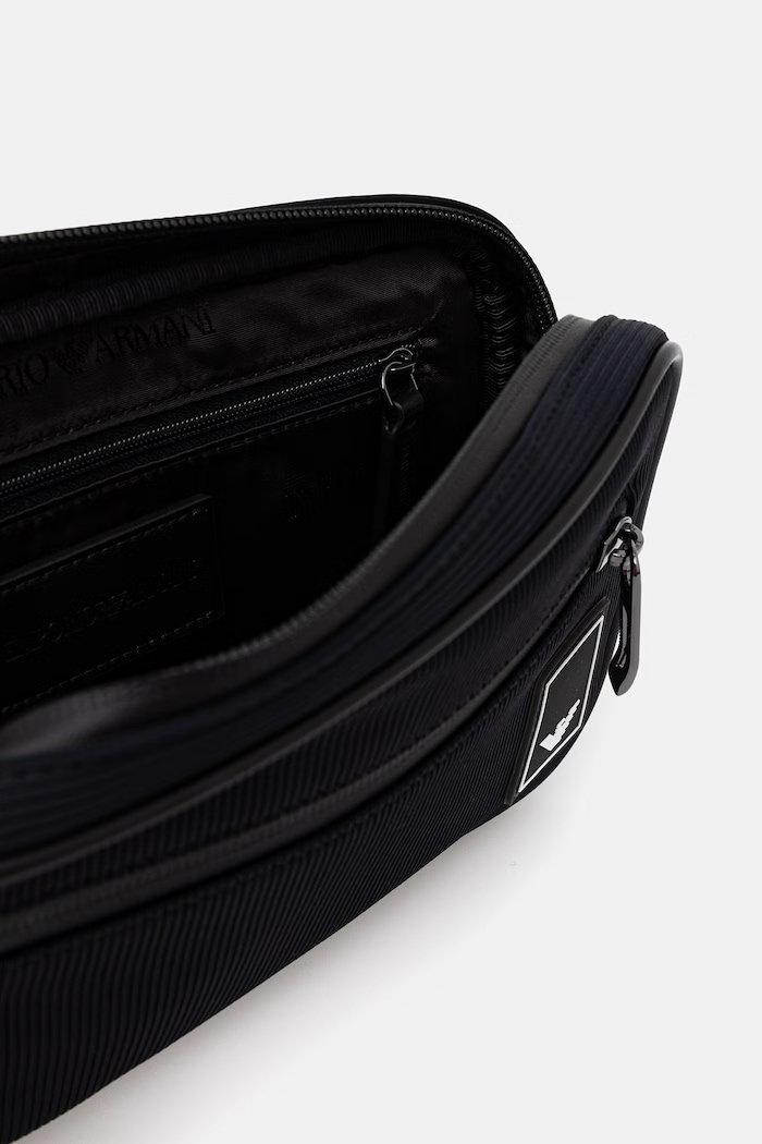 Emporio Armani borsetă pentru bărbați bleumarin EM000088.AF22391