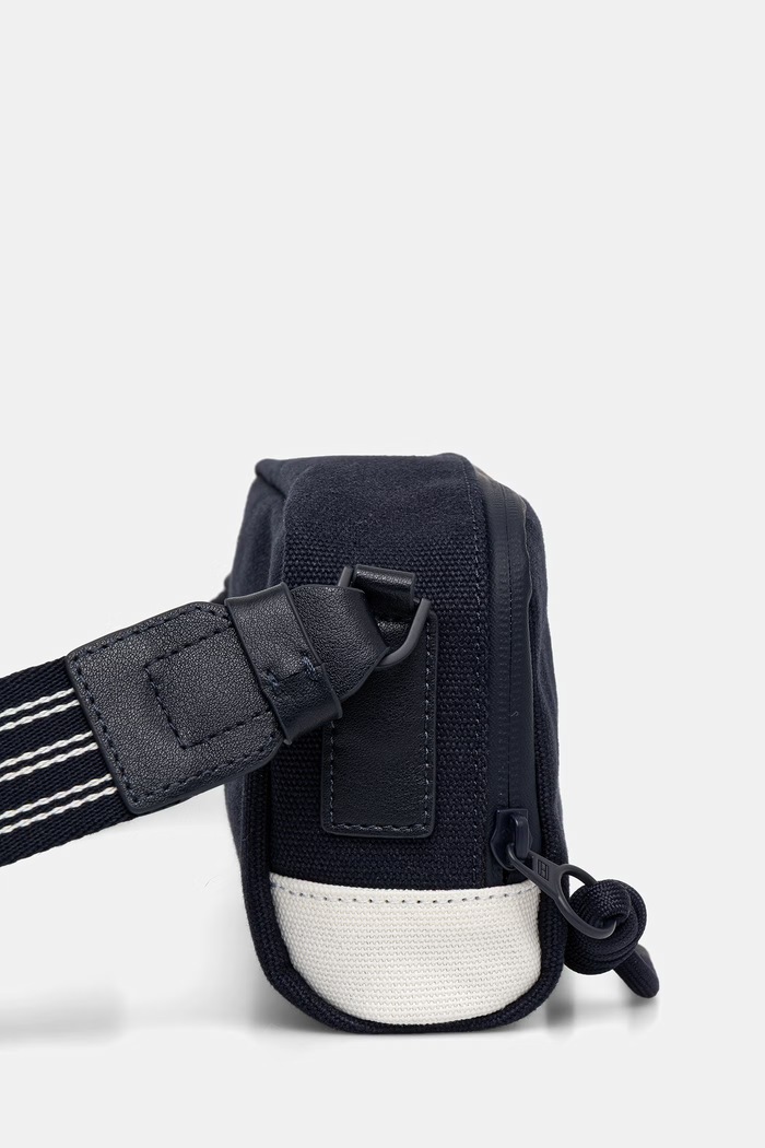 Tommy Hilfiger Φάκελος ανδρικός AM0AM14131 σκούρο μπλε SS26