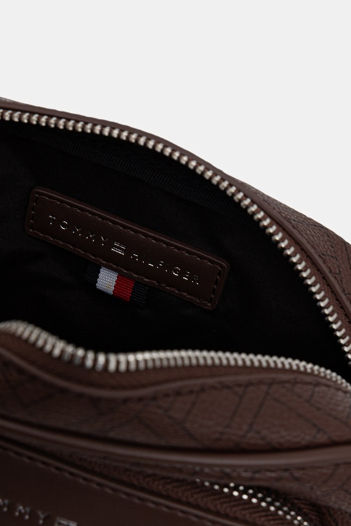 Tommy Hilfiger vrecko pánske AM0AM14138 hnedá