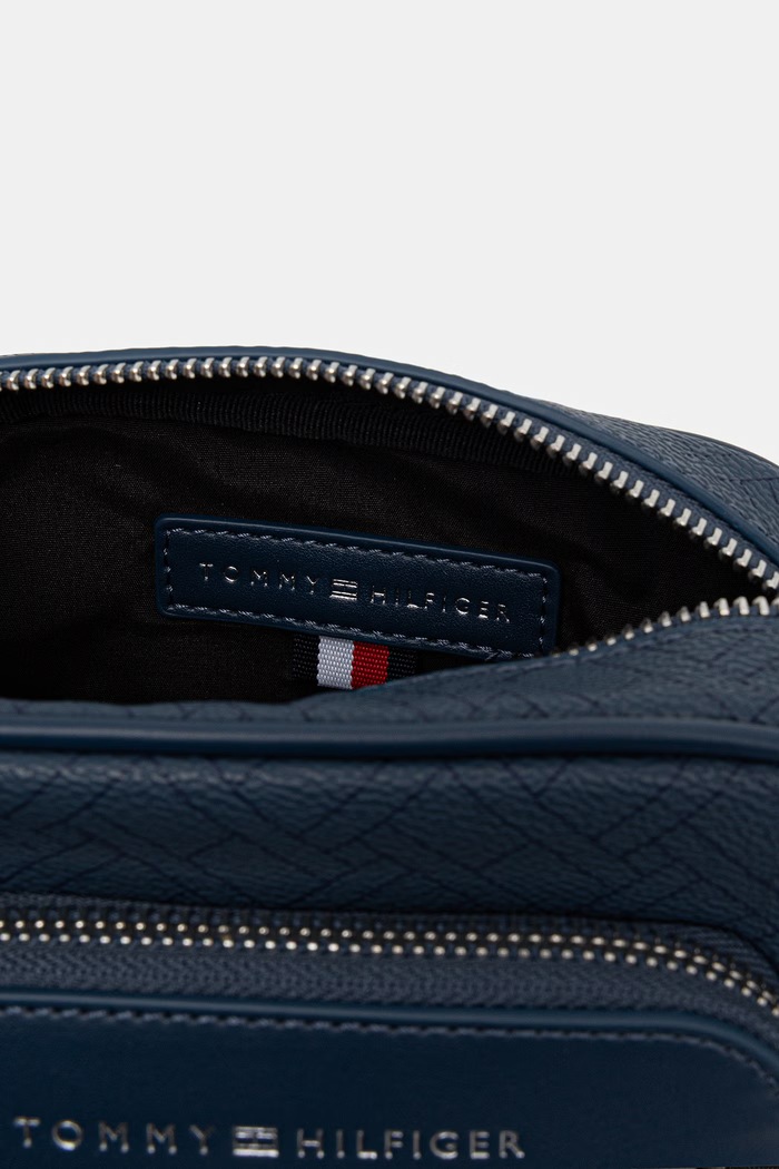 Tommy Hilfiger Vrecko pánske AM0AM14138 modrá