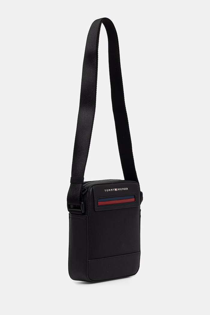 Tommy Hilfiger Válltáska férfi AM0AM14156 fekete SS26