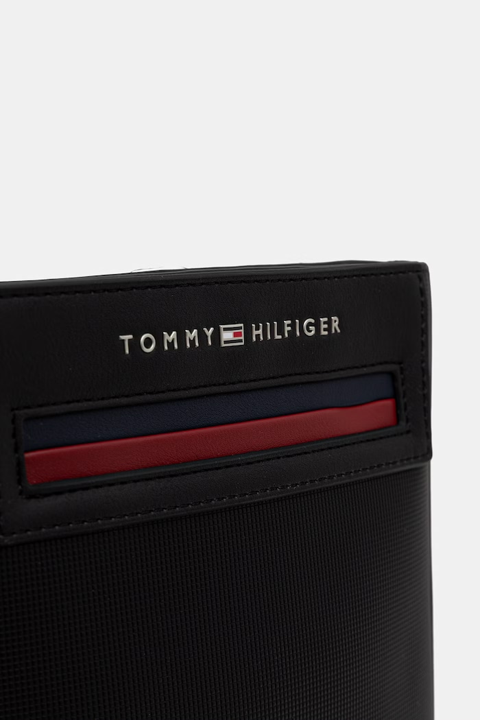 Tommy Hilfiger vrecko pánske čierna AM0AM14157