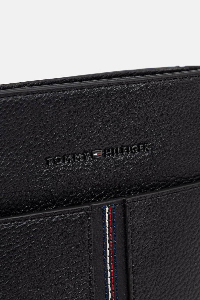 Tommy Hilfiger torbica za čez ramo moška iz umetnega usnja črna AM0AM14169