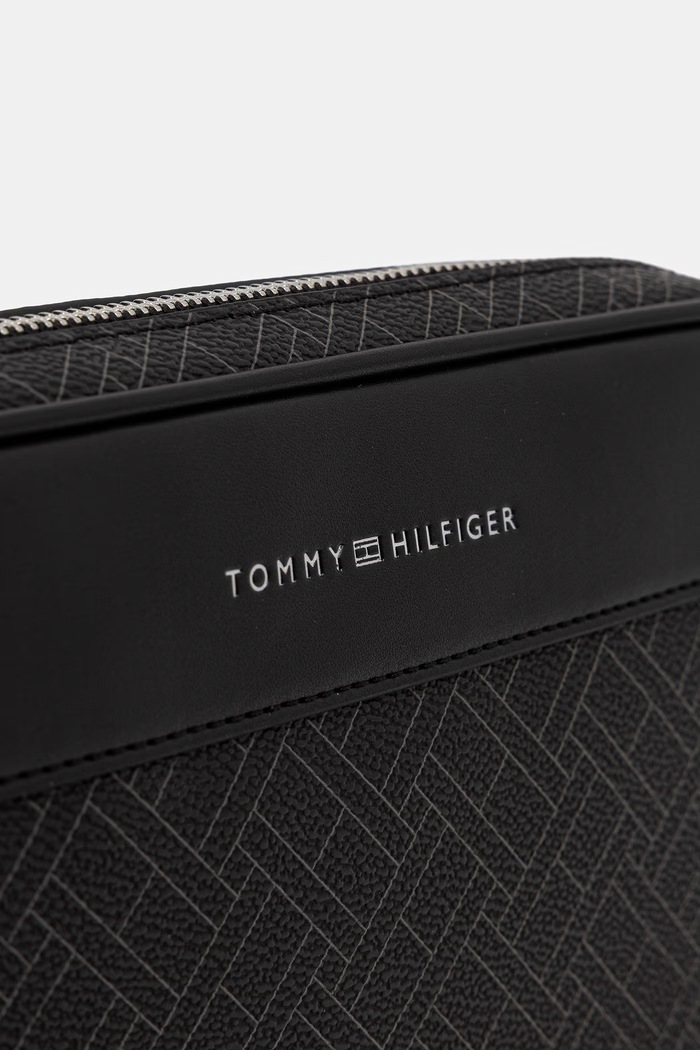 Tommy Hilfiger bustina da uomo nero AM0AM14146
