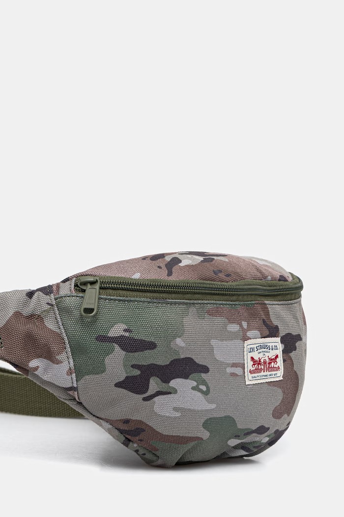 Levi's borsetă DUBOCE SLING OV 004C8.0003 verde SS26