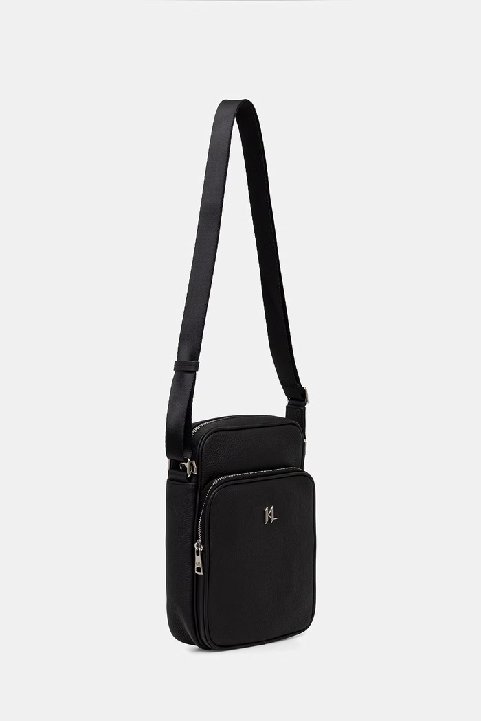 Δερμάτινο φακελάκι Karl Lagerfeld 562451.815920 μαύρο SS26