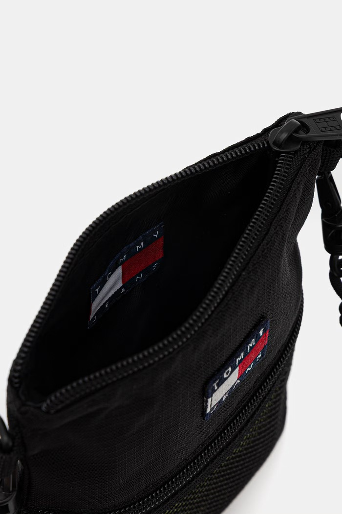 Tommy Jeans φάκελος ανδρικός AM0AM14288 μαύρο