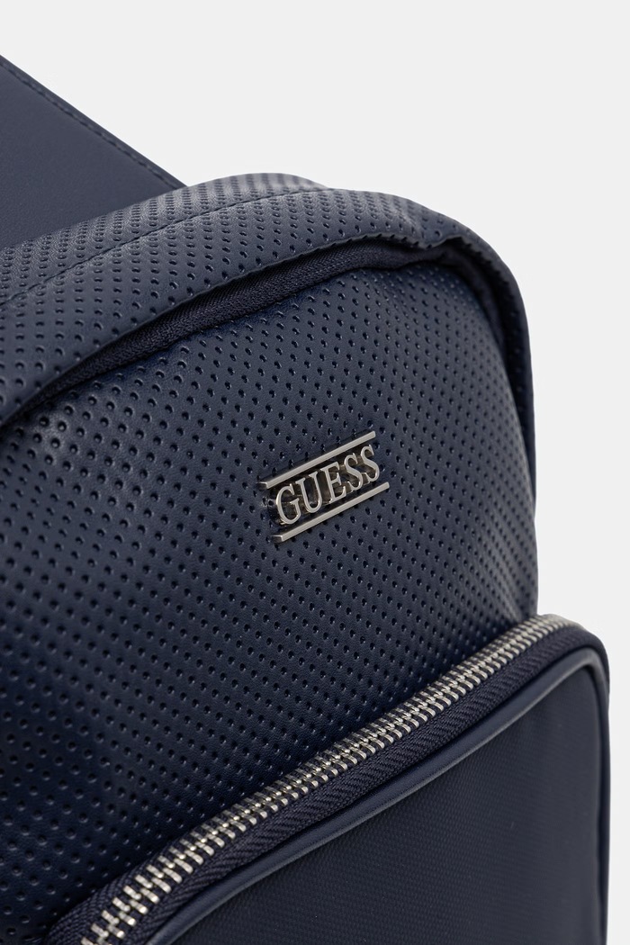 Guess ruksak pánsky z imitácie kože BOSTON tmavomodrá HMBOSP.P6226