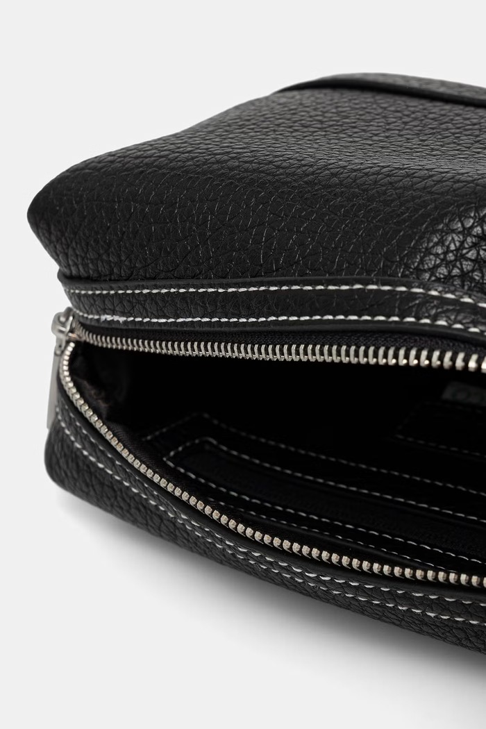 Guess trusă cosmetică pentru bărbați BOSTON negru PMBOGS.P6241
