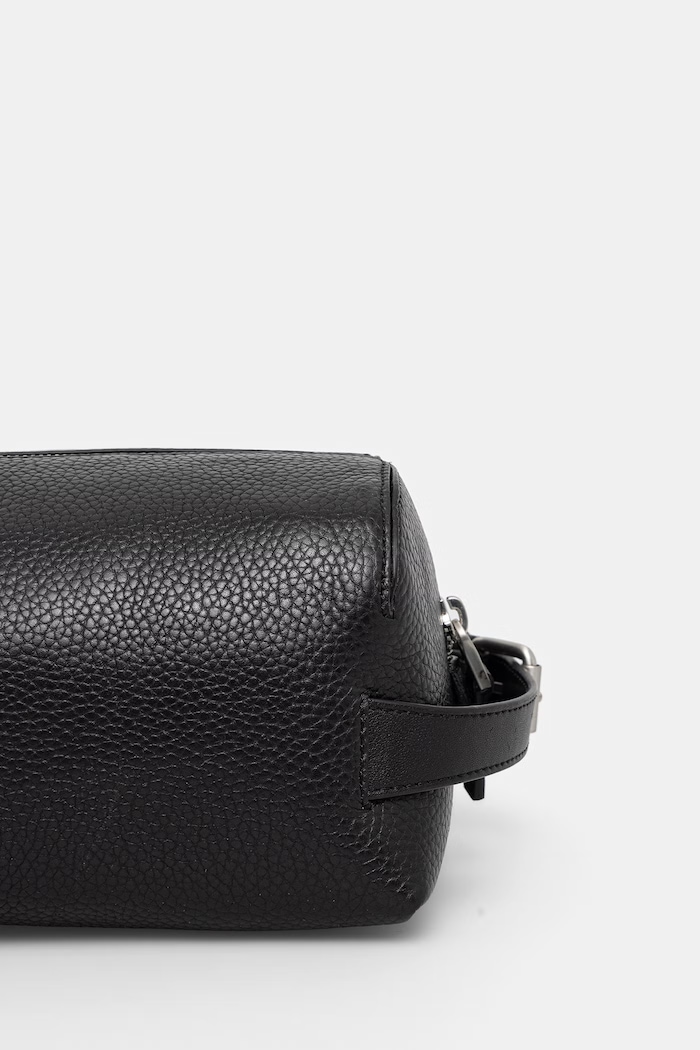 Doplnky Guess vrecko pánske kožené MONACO PMMOMG.P6261 čierna