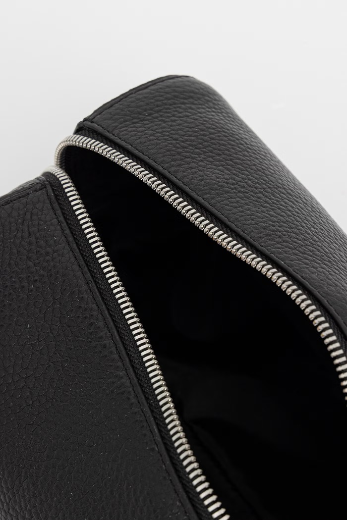 Guess vrecko pánske kožené MONACO PMMOMG.P6261