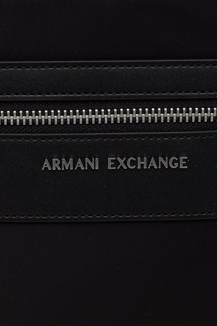 Armani Exchange mala torba za muškarce crna XM002534.AF22538