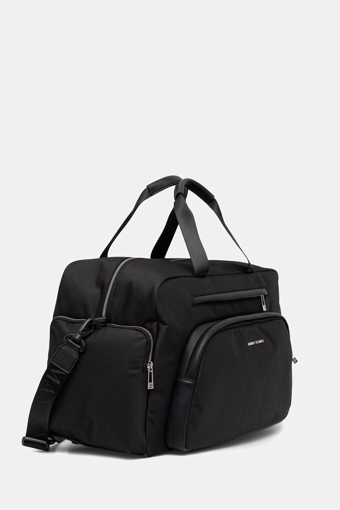 Armani Exchange geantă pentru bărbați XM002649.AF22656 negru SS26