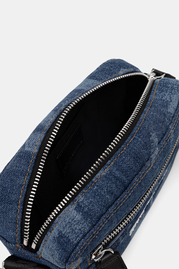 Malá taška Karl Lagerfeld Jeans B2M30165 modrá