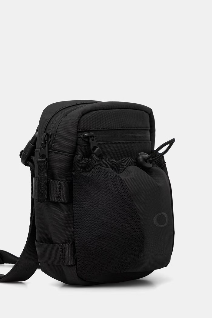 Oakley pánska taška cez rameno ROVER FOS901481 čierna SS26