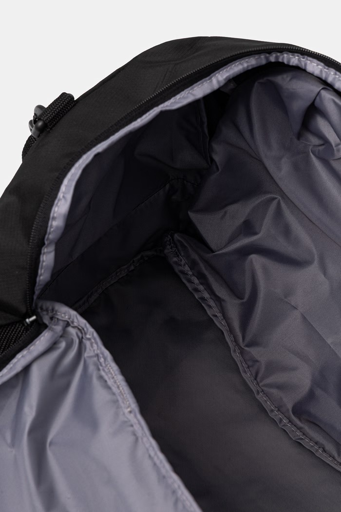 Športová taška adidas Performance Training Defender 42,3 l JZ0608 čierna