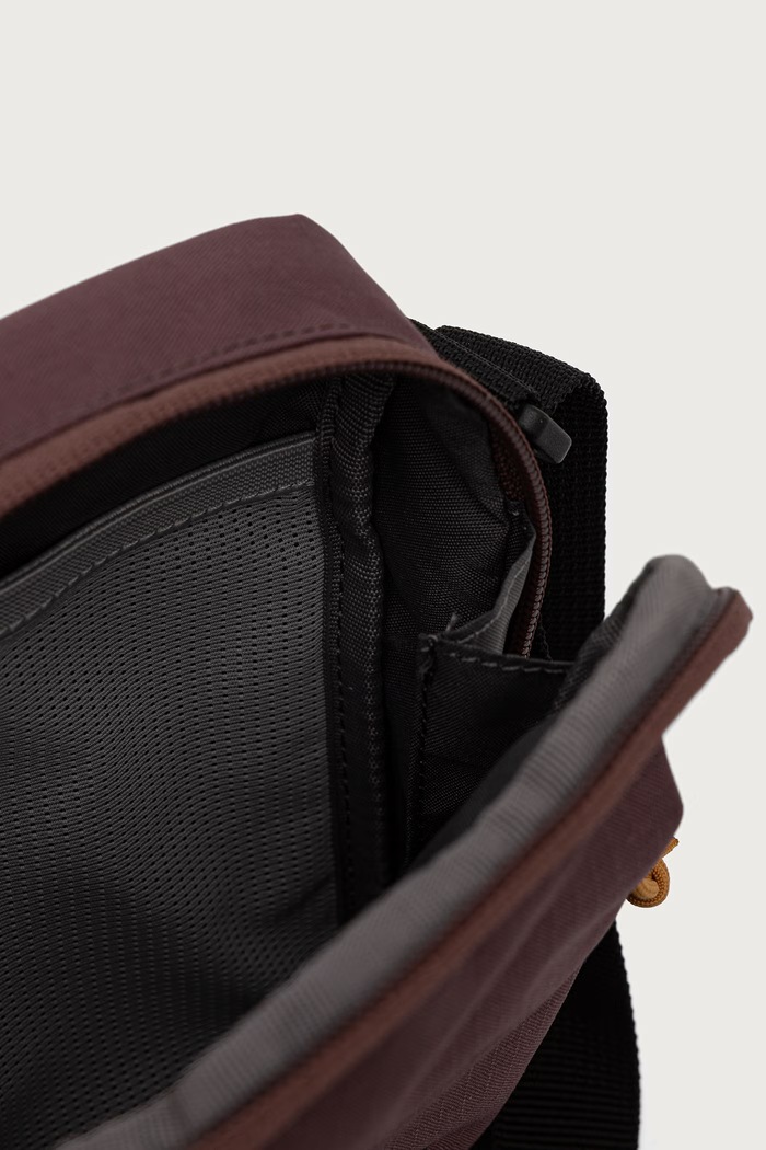 Jack Wolfskin saszetka Konya A66076 fioletowy