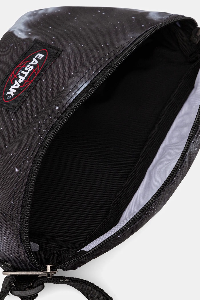 Ledvinka Eastpak SPRINGER EK0000745W91 černá