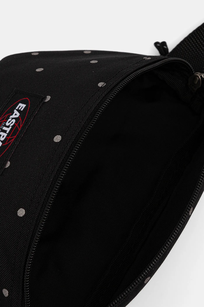 Torbica za okoli pasu Eastpak SPRINGER EK0000746W31 črna