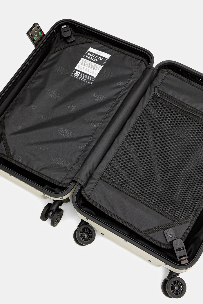 Eastpak walizka RESIST'R CASE S 55 x 35 x 23 EK0A5BJE3W11 beżowy