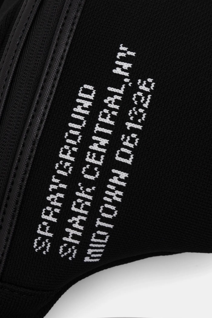 Ľadvinka Sprayground čierna 910B8231NSZ
