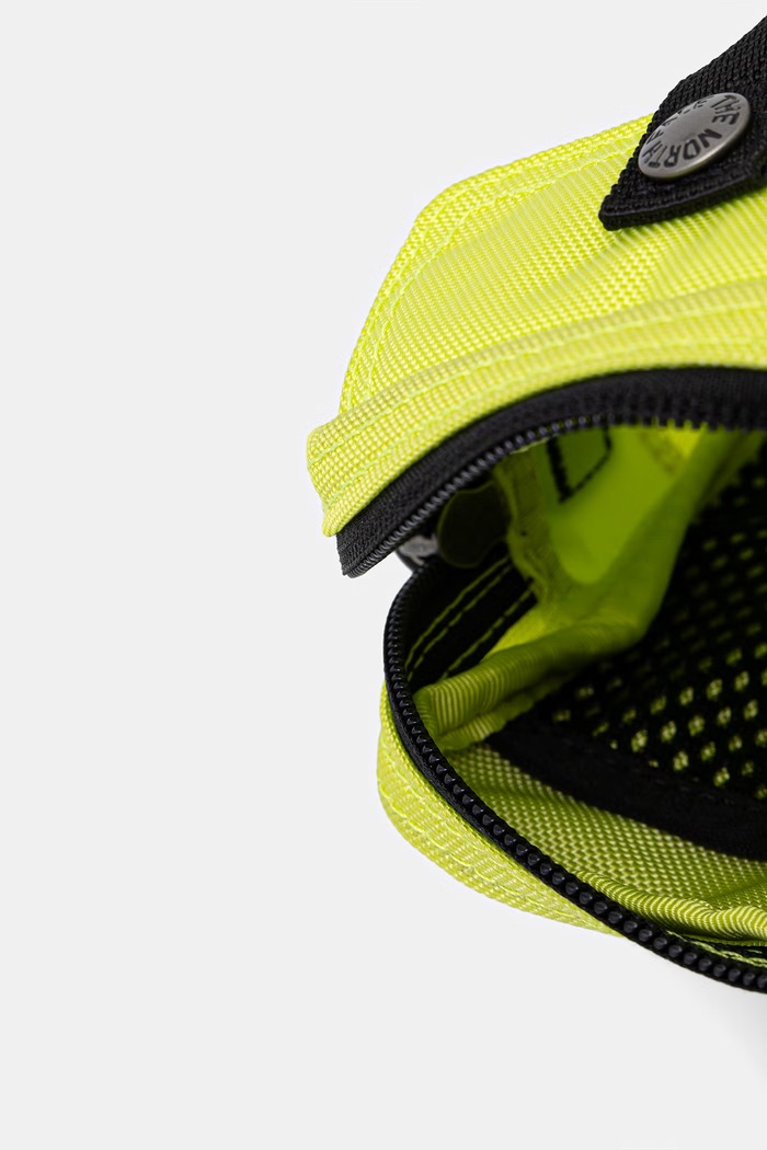 The North Face small items bag Redbox NF0A8EG9RIQ1 green