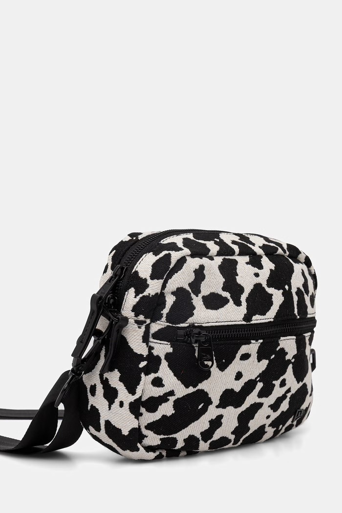 New Era mala torba COW JACQUARD CAMERA BAG 60771262 bež SS26