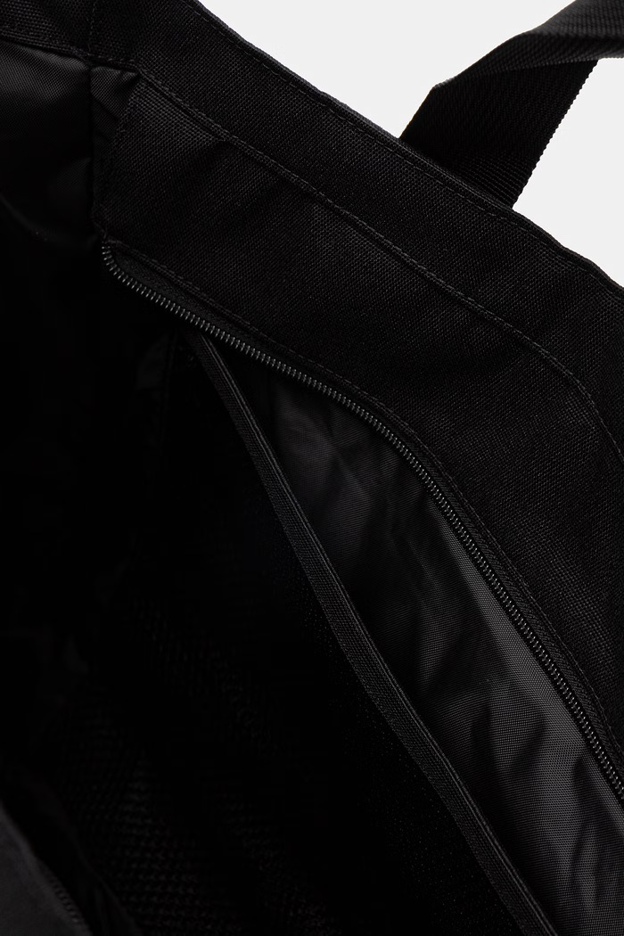Eastpak SKATE TOTE Dime Black τσάντα EK0A5BNB7Z11 μαύρο