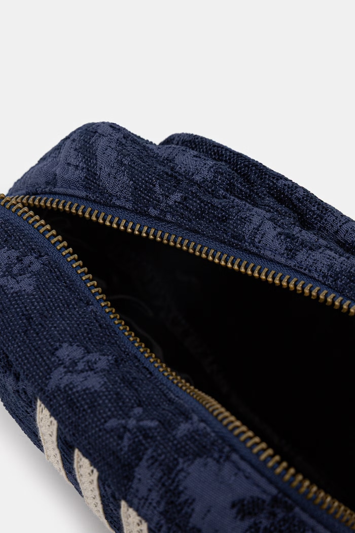 adidas Originals CLOT x adidas by Edison Chen чанта за кръста KE7070 тъмносин
