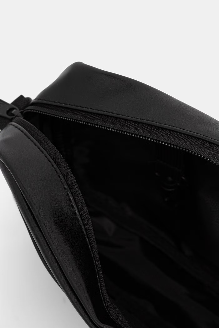New Era saszetka z imitacji skóry CAMERA BAG NYY 60856101 czarny