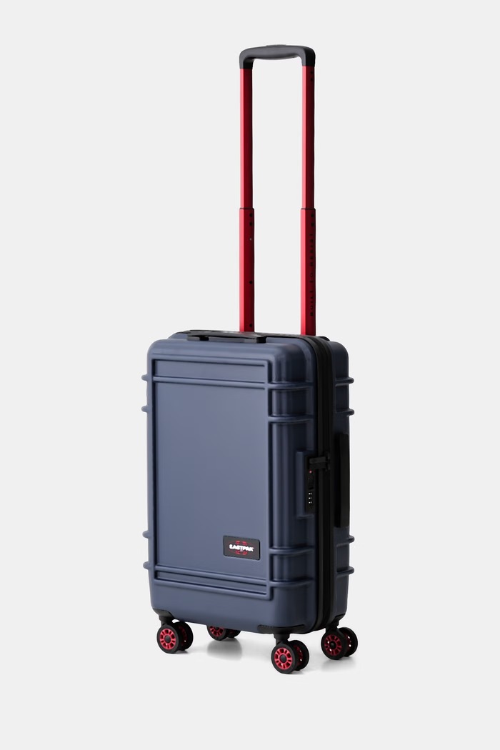 Eastpak walizka twarda RESIST'R ZIP CABIN EK0A5BLO3W01 granatowy SS26