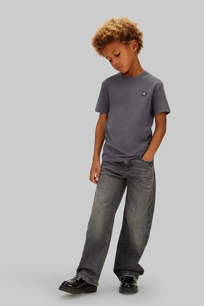 Otroška bombažna kratka majica Calvin Klein Jeans siva IU0IU00543.128.176.PPY2