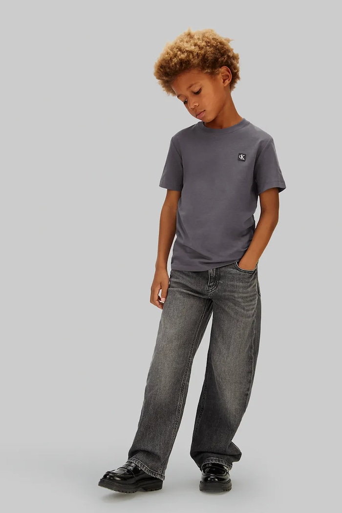 Otroška bombažna kratka majica Calvin Klein Jeans siva IU0IU00543.128.176.PPY2