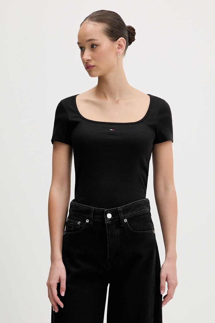 Tričko Tommy Jeans slim čierna DW0DW21837